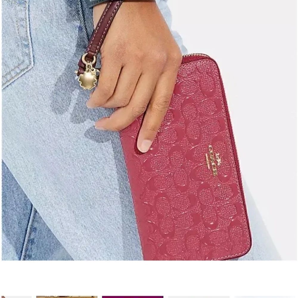 COACH NWT STRAWBERRY HAZE BOXED LONG ZIP AROUND WALLET - Picture 2 of 6